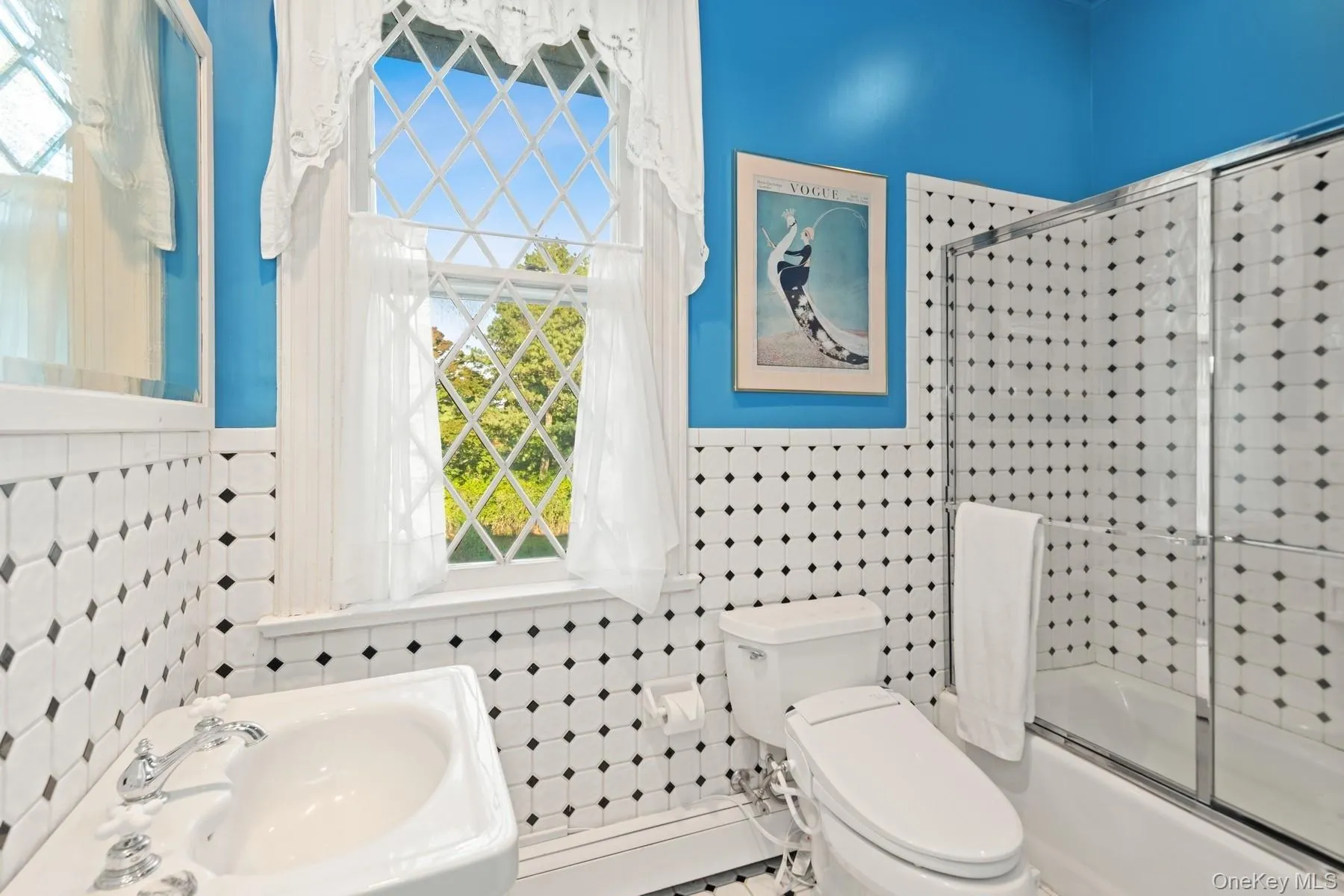 10 Post Lane, Southampton, NY, 5 Bedrooms Bedrooms, 12 Rooms Rooms,3 BathroomsBathrooms,Residential Lease,Idx,Post,0,850686 10 Post Lane, Southampton, NY, 5 Bedrooms Bedrooms, 12 Rooms Rooms,3 BathroomsBathrooms,Residential Lease,Idx,Post,0,850686