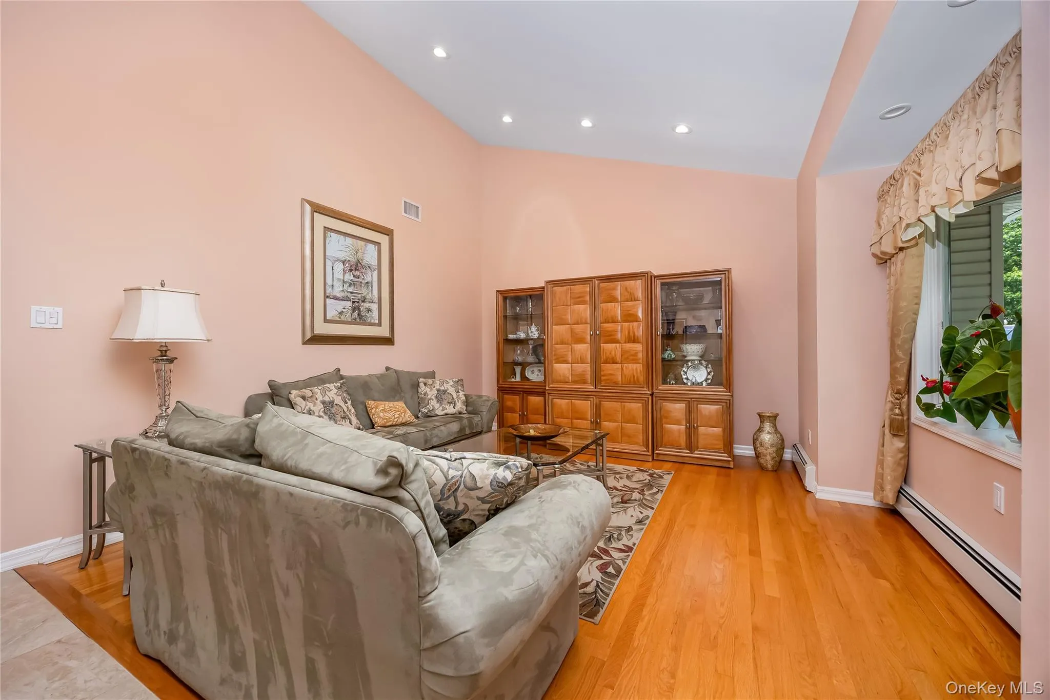 353 Thrift Street, Islip, NY, 3 Bedrooms Bedrooms, 7 Rooms Rooms,3 BathroomsBathrooms,Residential,For Rent,Thrift,0,850738 353 Thrift Street, Islip, NY, 3 Bedrooms Bedrooms, 7 Rooms Rooms,3 BathroomsBathrooms,Residential,For Rent,Thrift,0,850738