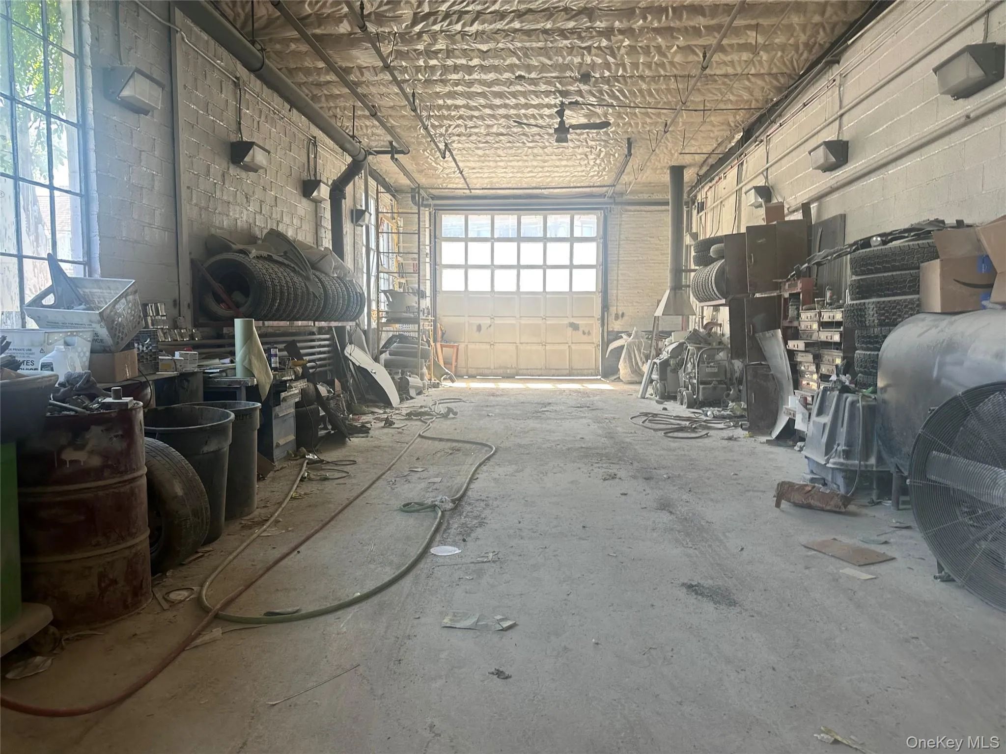 Miscellaneous room with a garage Miscellaneous room with a garage