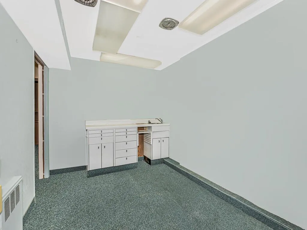 3060 Roberts Avenue, New York, NY, ,Commercial Lease,Idx,Roberts,0,851367 3060 Roberts Avenue, New York, NY, ,Commercial Lease,Idx,Roberts,0,851367