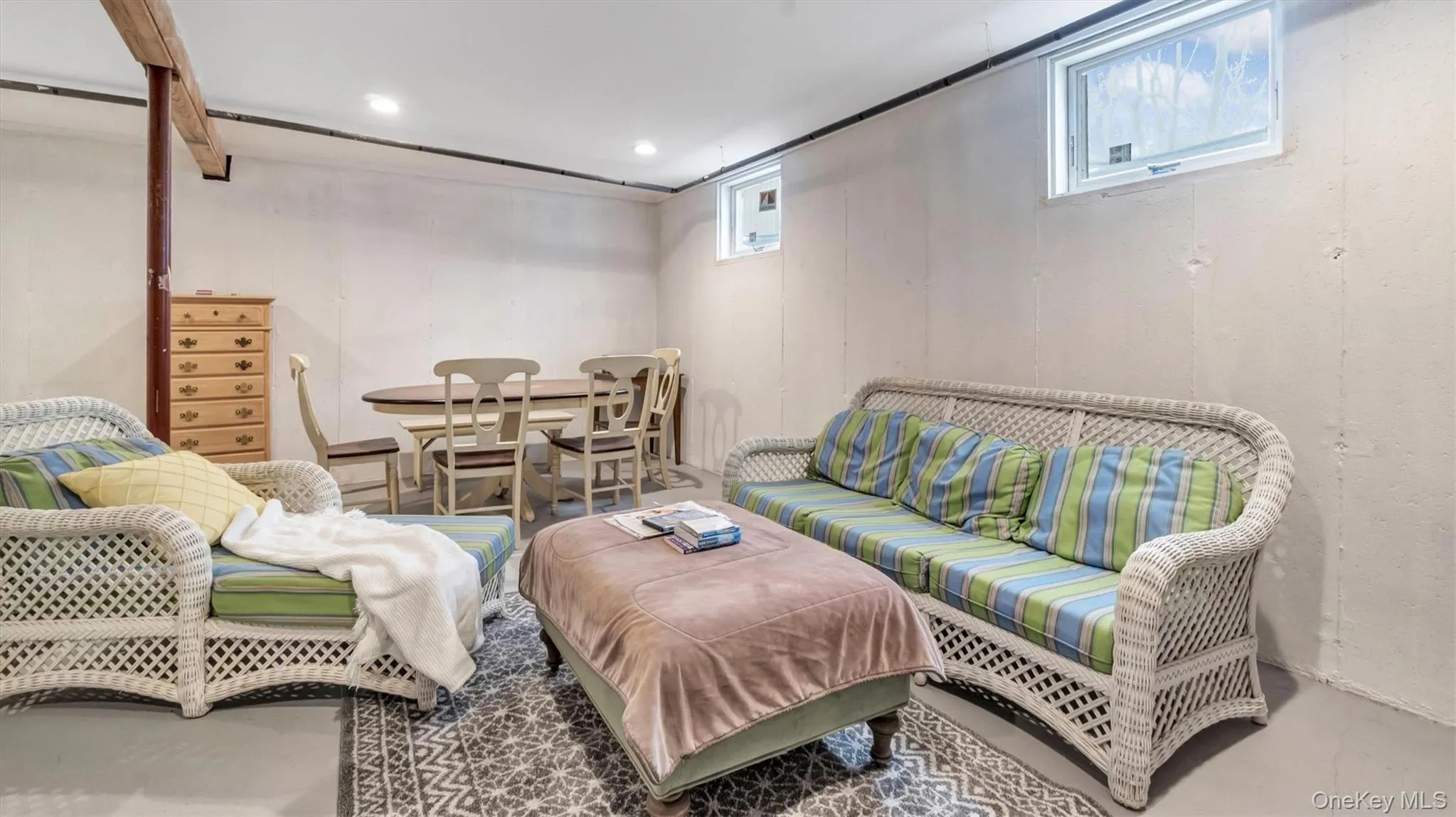 Living area featuring recessed lighting Living area featuring recessed lighting