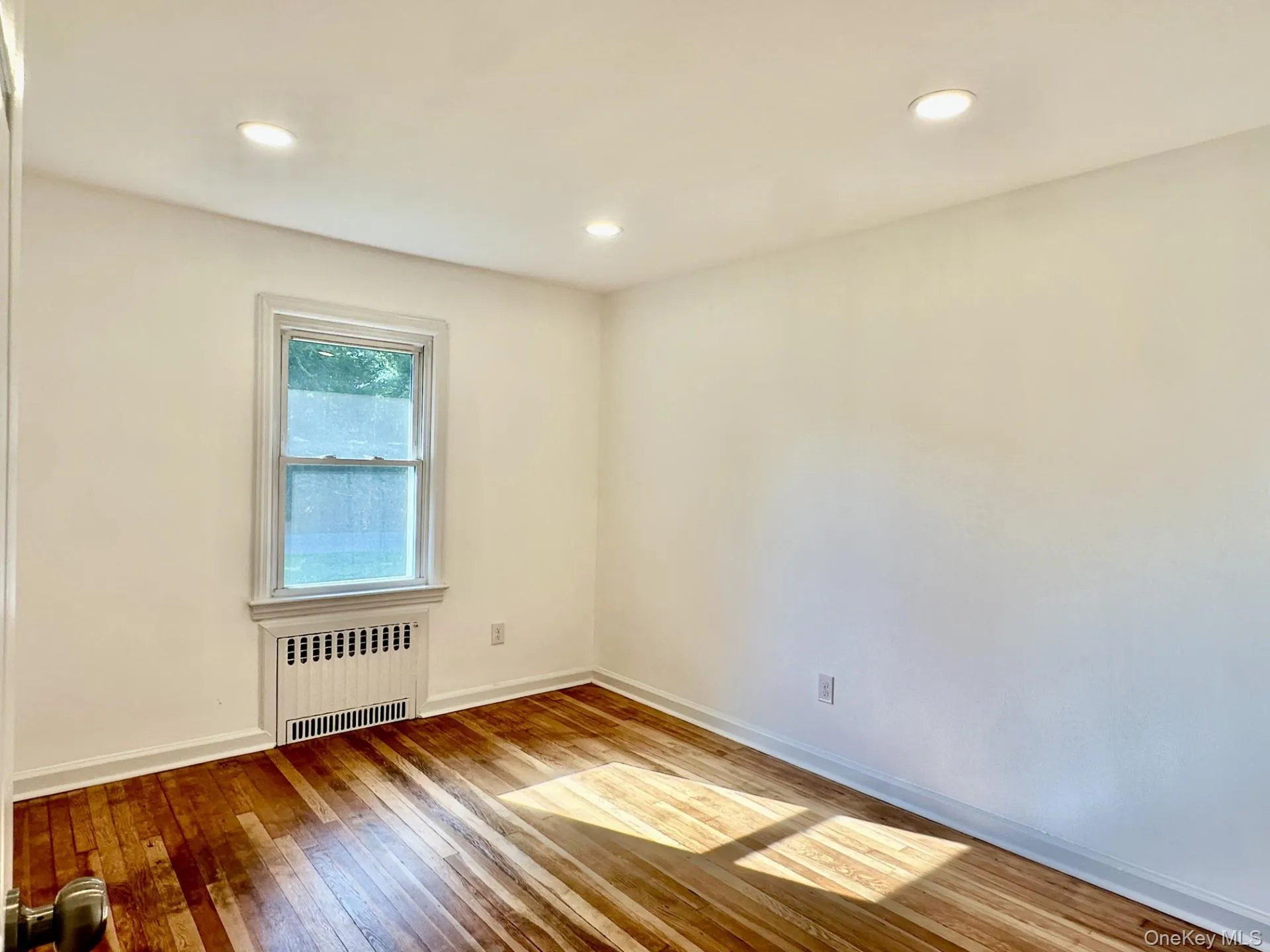 257 Union Avenue, Brookhaven, NY, 3 Bedrooms Bedrooms, 5 Rooms Rooms,1 BathroomBathrooms,Residential,For Rent,Union,0,852103 257 Union Avenue, Brookhaven, NY, 3 Bedrooms Bedrooms, 5 Rooms Rooms,1 BathroomBathrooms,Residential,For Rent,Union,0,852103