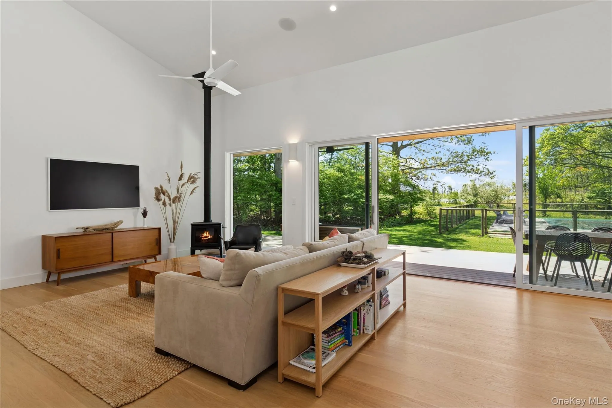 6710 Soundview Avenue, Southold, NY, 4 Bedrooms Bedrooms, 7 Rooms Rooms,2 BathroomsBathrooms,Residential Lease,Idx,Soundview,853972 6710 Soundview Avenue, Southold, NY, 4 Bedrooms Bedrooms, 7 Rooms Rooms,2 BathroomsBathrooms,Residential Lease,Idx,Soundview,853972