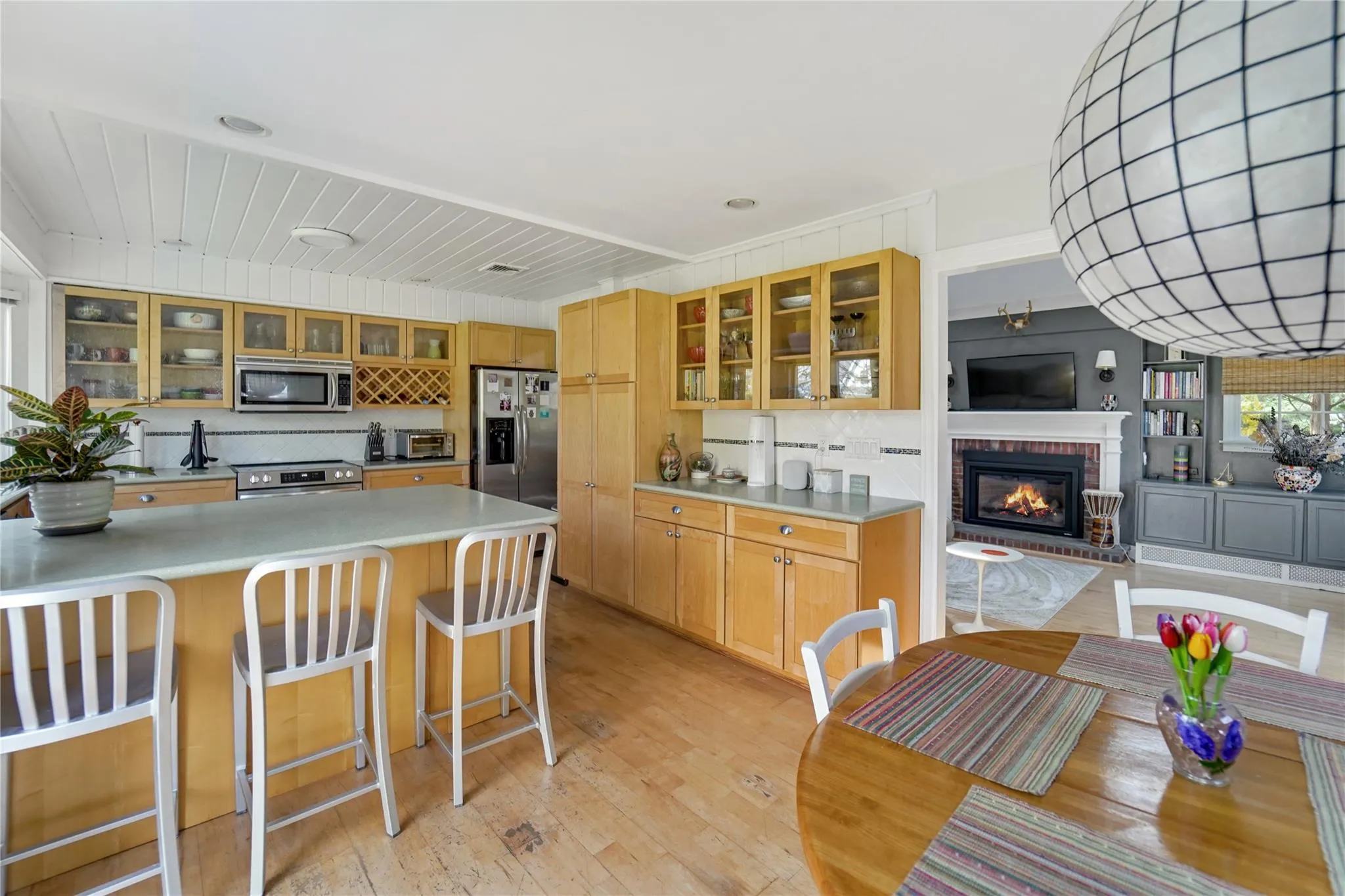 11 White Birch Lane, Southampton, NY, 3 Bedrooms Bedrooms, 7 Rooms Rooms,2 BathroomsBathrooms,Residential Lease,Idx,White Birch,854534 11 White Birch Lane, Southampton, NY, 3 Bedrooms Bedrooms, 7 Rooms Rooms,2 BathroomsBathrooms,Residential Lease,Idx,White Birch,854534