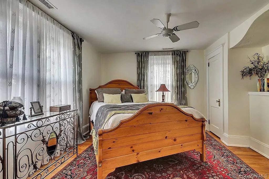 421 Spring Street, Monroe, NY, 4 Bedrooms Bedrooms, 11 Rooms Rooms,2 BathroomsBathrooms,Residential Sale,For Rent,Spring,0,855380 421 Spring Street, Monroe, NY, 4 Bedrooms Bedrooms, 11 Rooms Rooms,2 BathroomsBathrooms,Residential Sale,For Rent,Spring,0,855380
