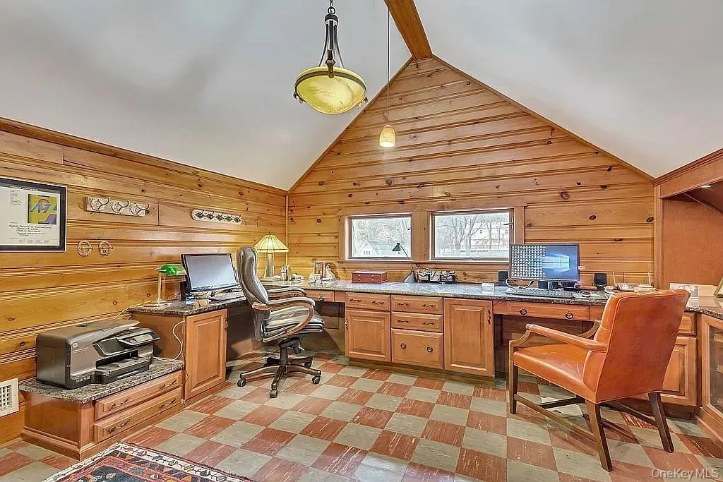 421 Spring Street, Monroe, NY, 4 Bedrooms Bedrooms, 11 Rooms Rooms,2 BathroomsBathrooms,Residential Sale,For Rent,Spring,0,855380 421 Spring Street, Monroe, NY, 4 Bedrooms Bedrooms, 11 Rooms Rooms,2 BathroomsBathrooms,Residential Sale,For Rent,Spring,0,855380