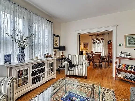 421 Spring Street, Monroe, NY, 4 Bedrooms Bedrooms, 11 Rooms Rooms,2 BathroomsBathrooms,Residential Sale,For Rent,Spring,0,855380 421 Spring Street, Monroe, NY, 4 Bedrooms Bedrooms, 11 Rooms Rooms,2 BathroomsBathrooms,Residential Sale,For Rent,Spring,0,855380