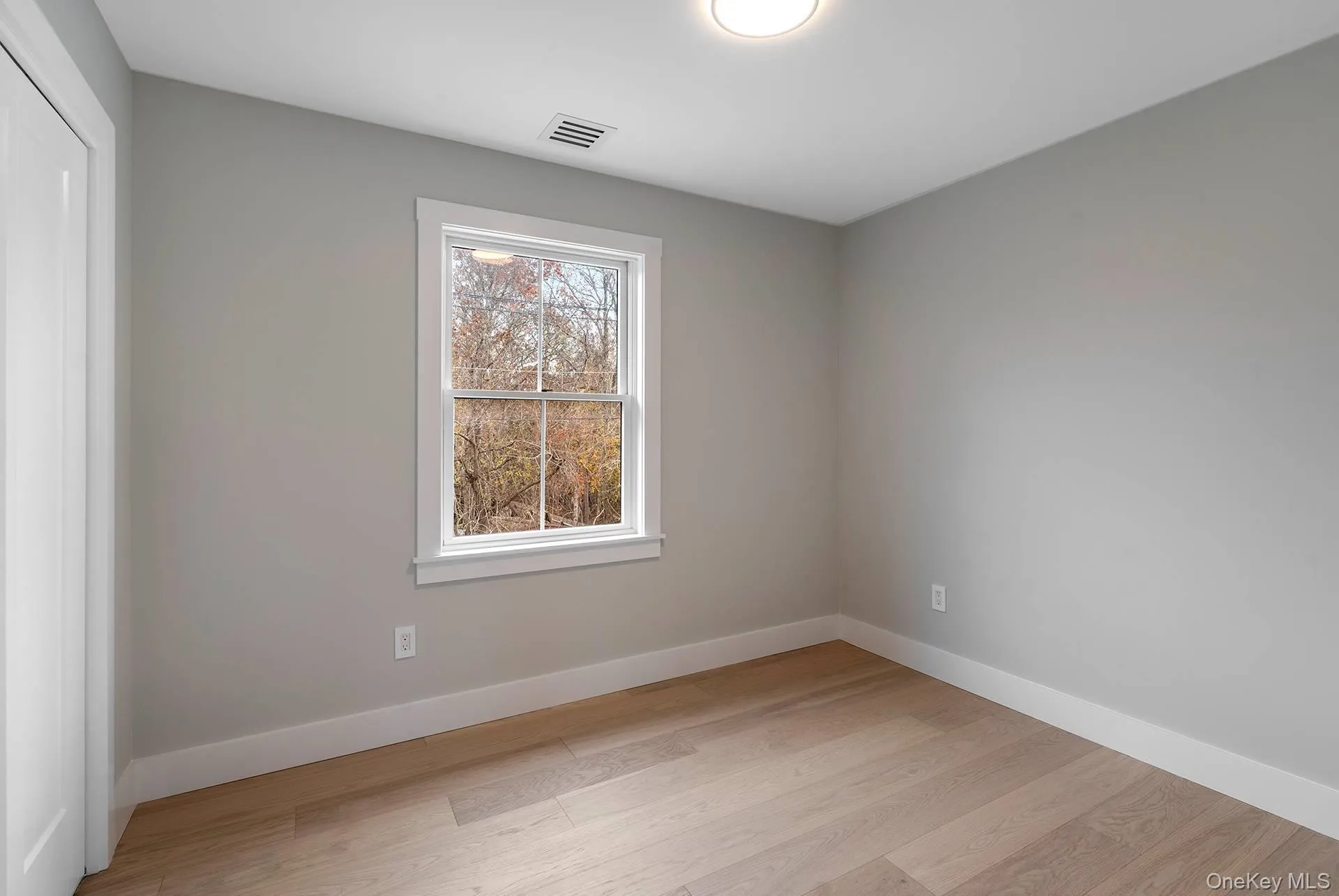 9 Fanning Avenue, Southampton, New York 11946
