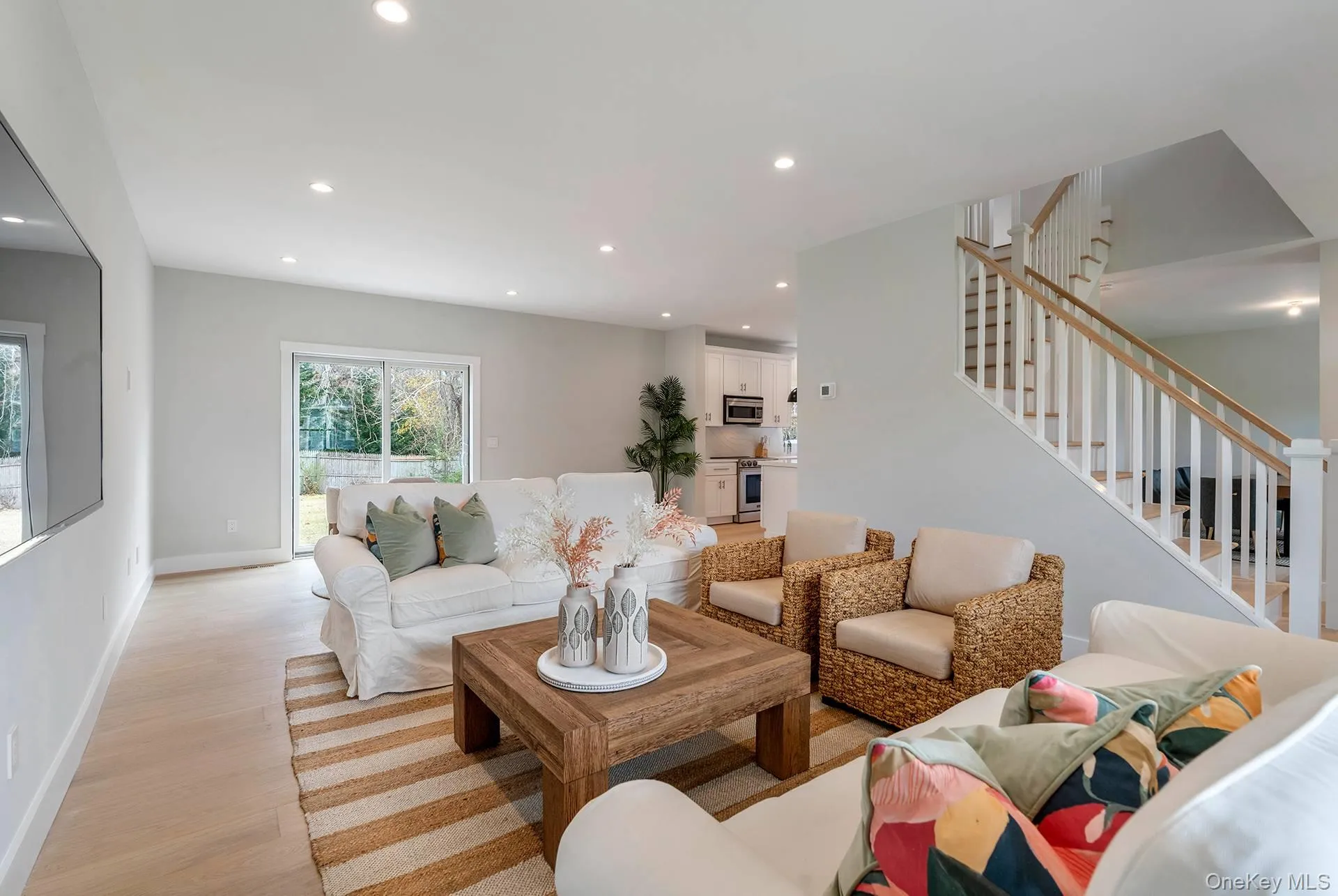 9 Fanning Avenue, Southampton, New York 11946