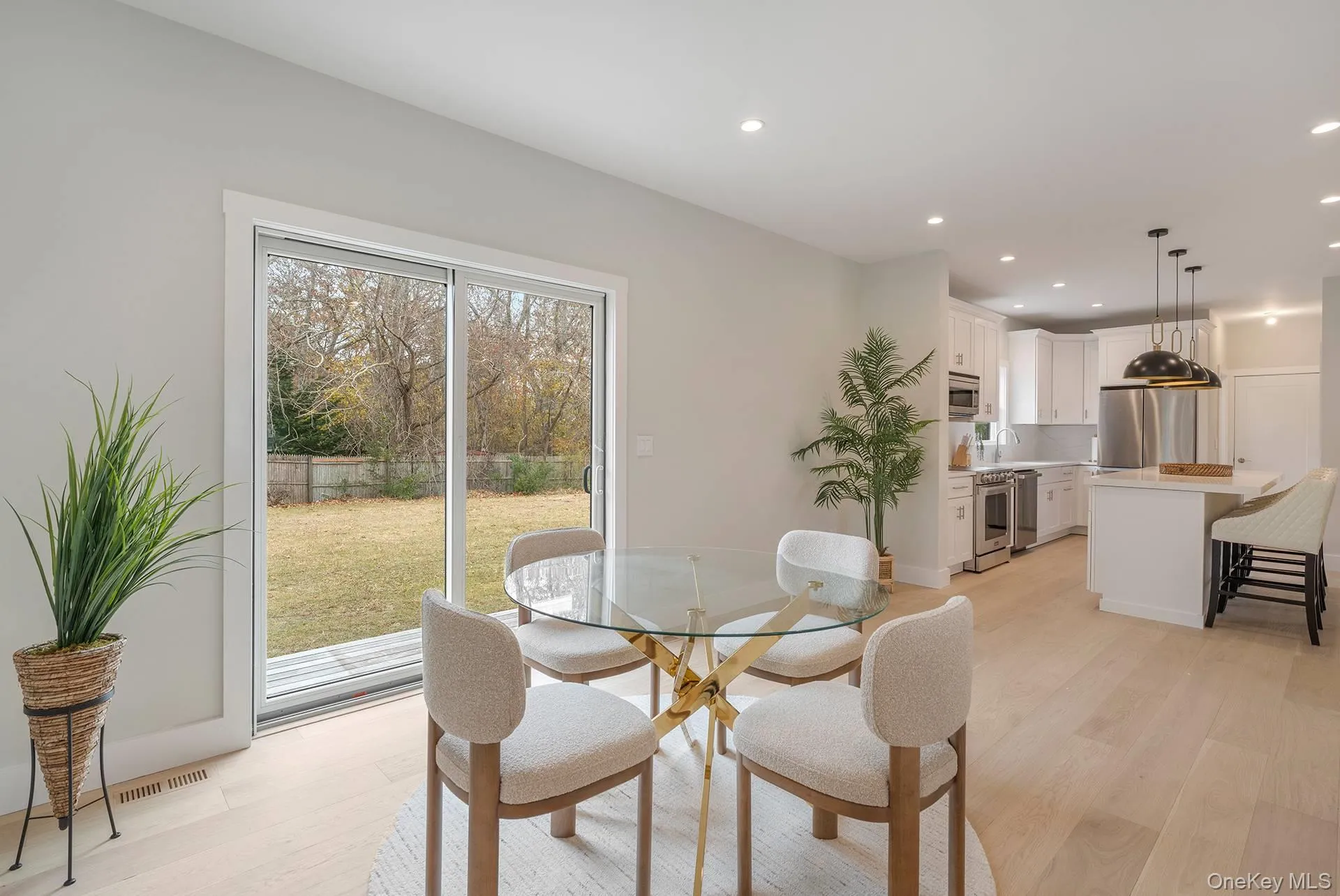 9 Fanning Avenue, Southampton, New York 11946