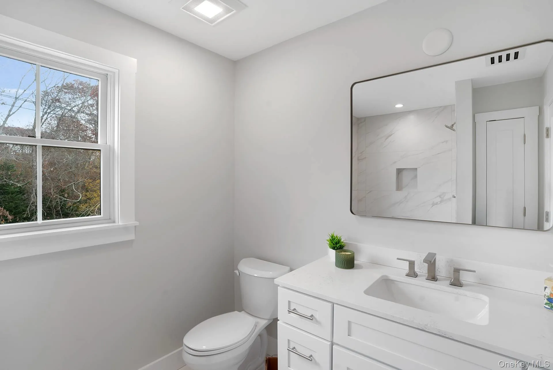 9 Fanning Avenue, Southampton, New York 11946