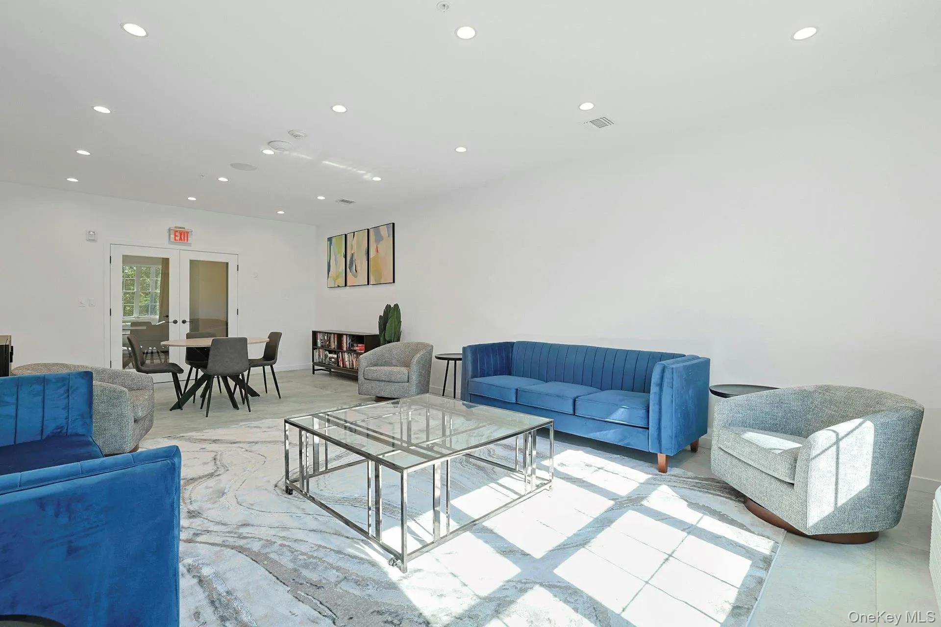 A lovely room with recessed lighting. A lovely room with recessed lighting.