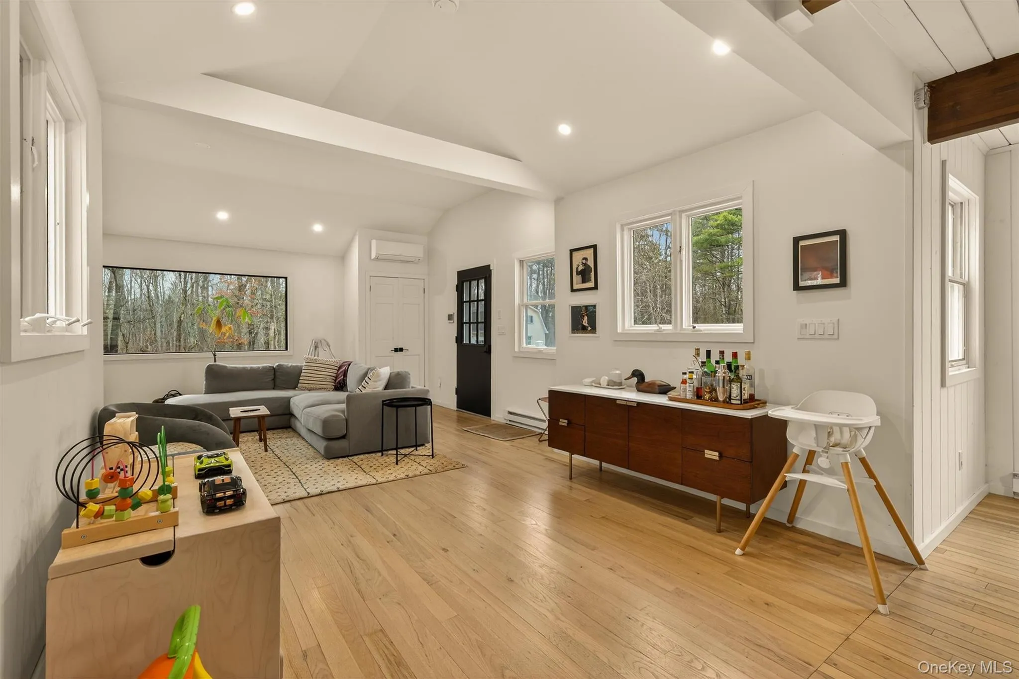 351 Gables Road, Tusten, NY, 3 Bedrooms Bedrooms, 8 Rooms Rooms,3 BathroomsBathrooms,Residential,For Rent,Gables,0,857924 351 Gables Road, Tusten, NY, 3 Bedrooms Bedrooms, 8 Rooms Rooms,3 BathroomsBathrooms,Residential,For Rent,Gables,0,857924