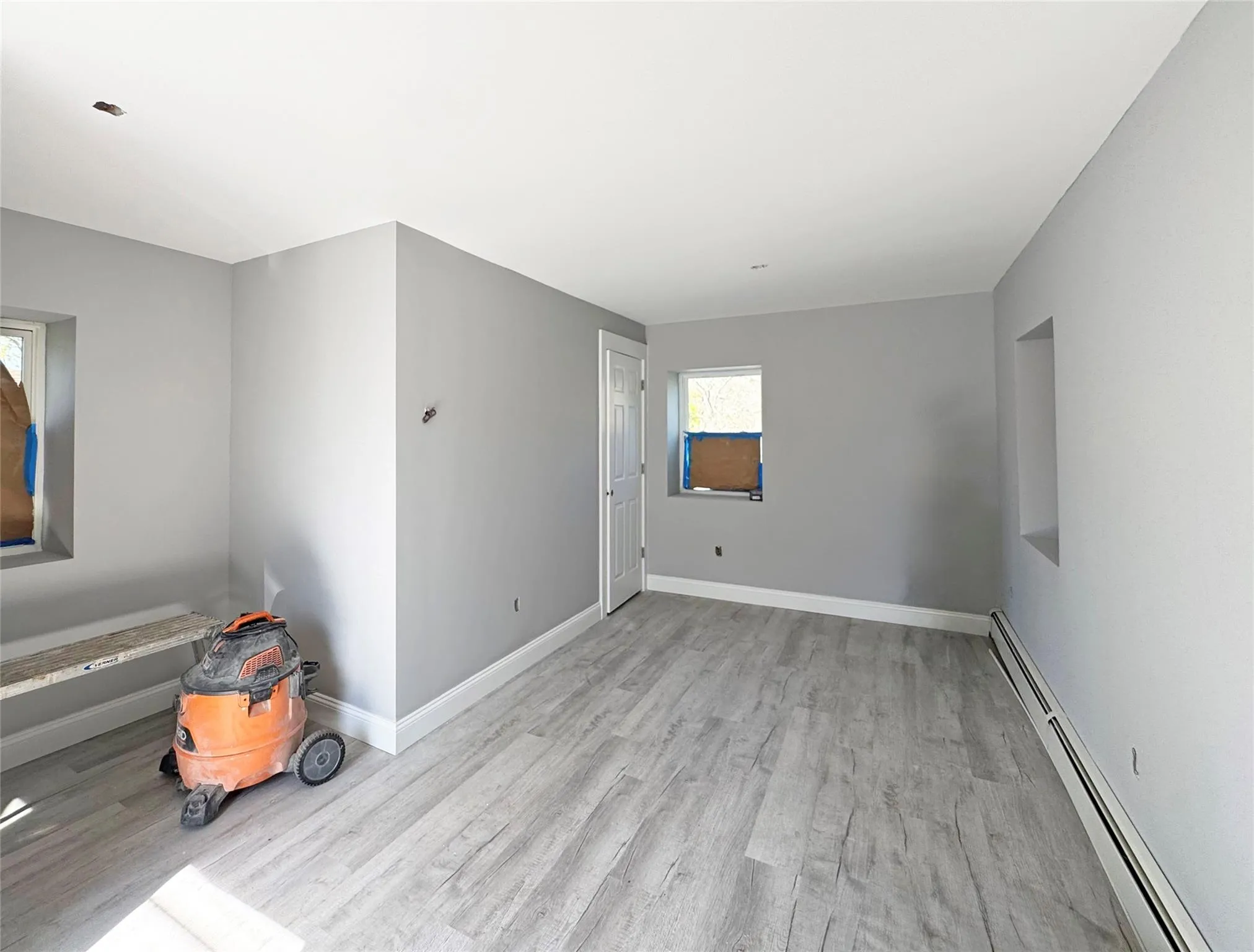 Office Space with Bathroom Office Space with Bathroom