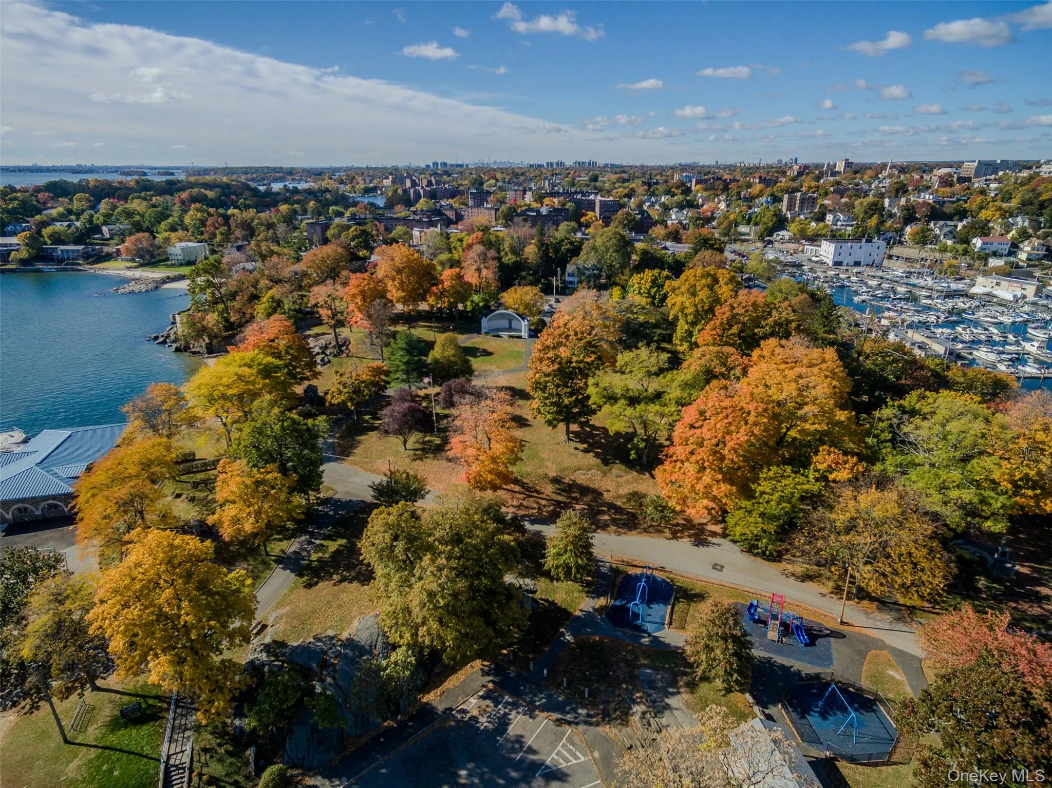 Bird's eye view Long Island Sound Bird's eye view Long Island Sound