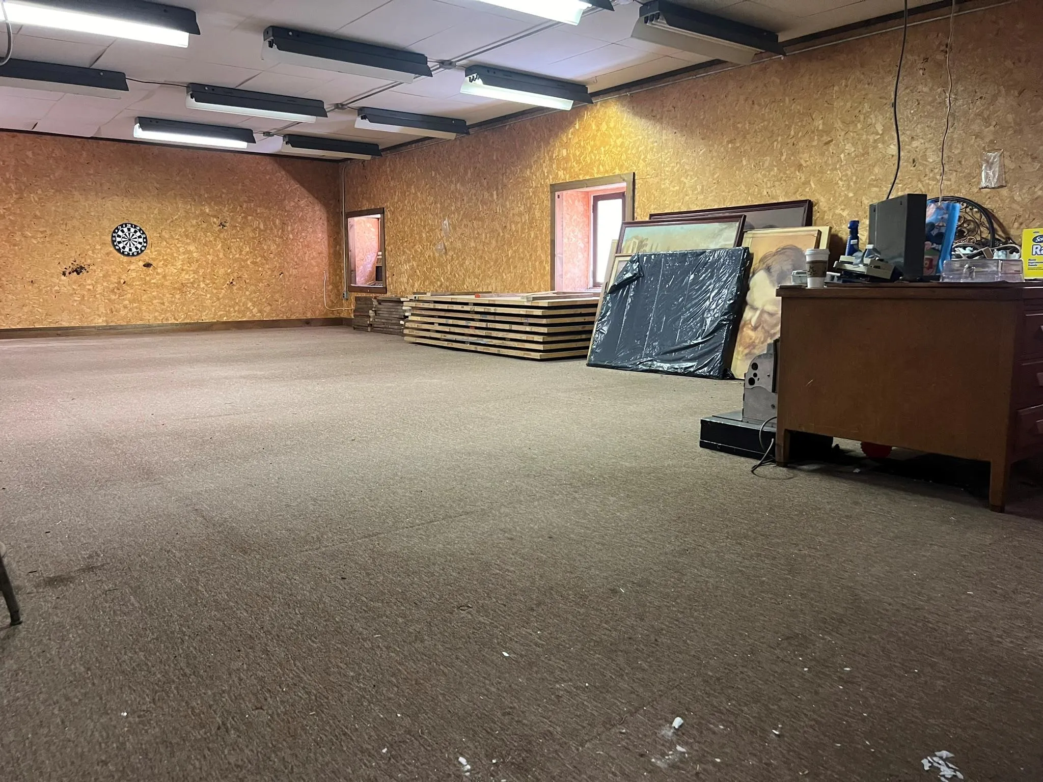 914sf space 914sf space