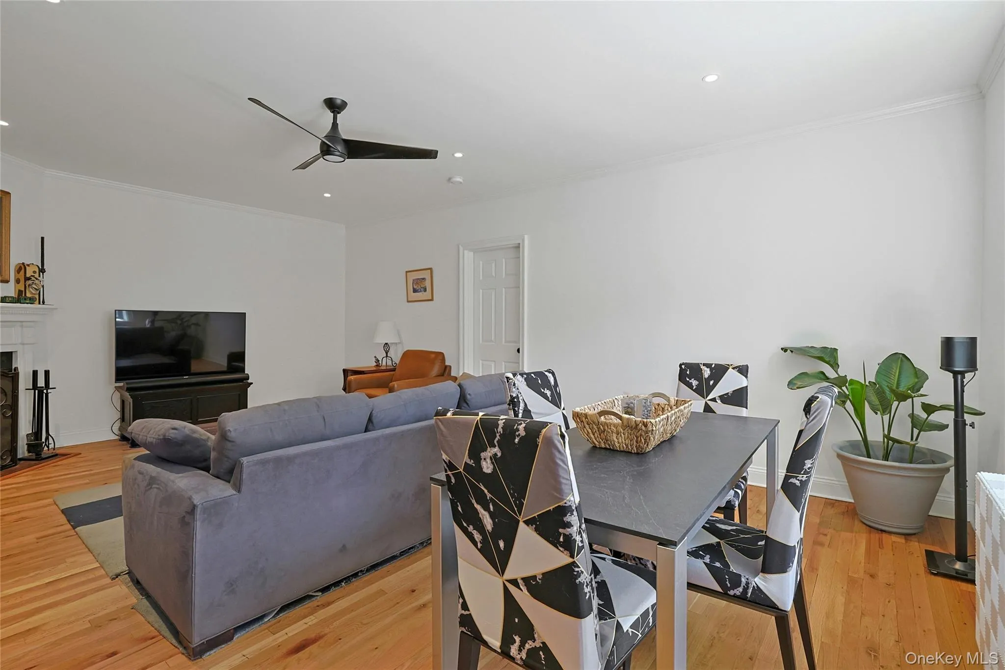 68 Hartsdale Avenue, Greenburgh, NY, 1 Bedroom Bedrooms, 3 Rooms Rooms,1 BathroomBathrooms,Residential,For Rent,Hartsdale,0,859447 68 Hartsdale Avenue, Greenburgh, NY, 1 Bedroom Bedrooms, 3 Rooms Rooms,1 BathroomBathrooms,Residential,For Rent,Hartsdale,0,859447