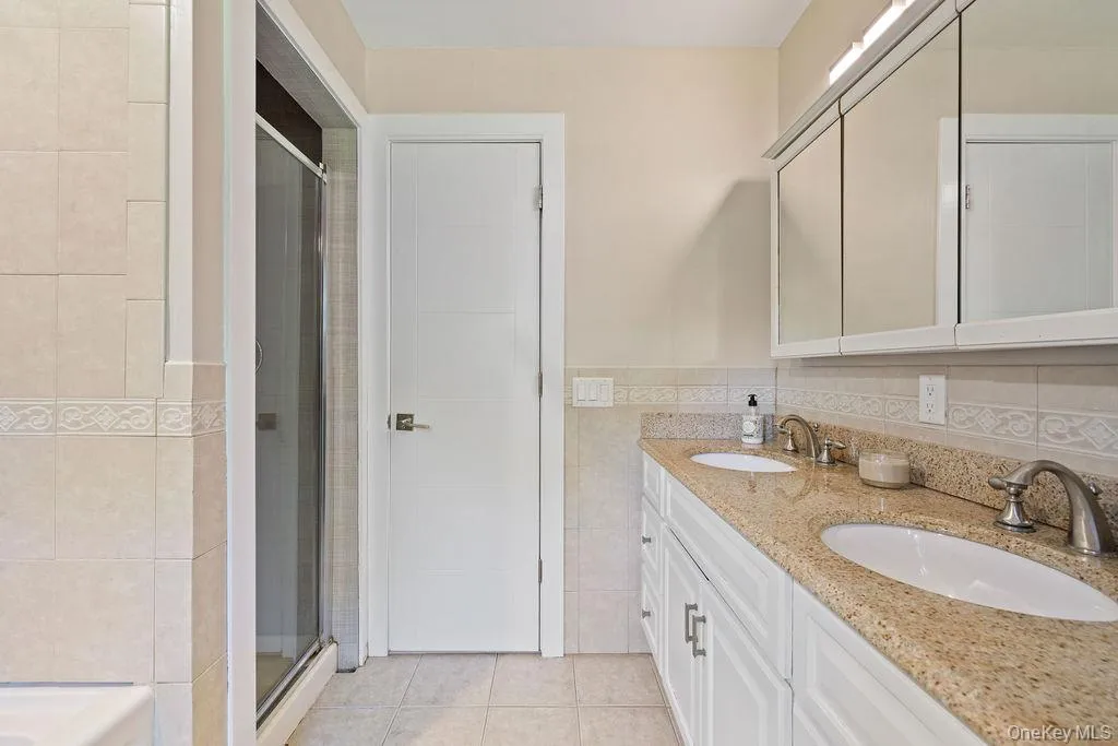 106 Airmont Road, Ramapo, NY, 4 Bedrooms Bedrooms, 7 Rooms Rooms,2 BathroomsBathrooms,Residential,For Rent,Airmont,0,859955 106 Airmont Road, Ramapo, NY, 4 Bedrooms Bedrooms, 7 Rooms Rooms,2 BathroomsBathrooms,Residential,For Rent,Airmont,0,859955