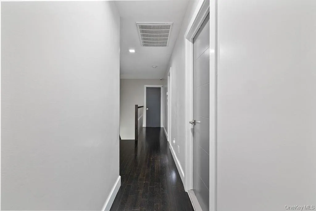 106 Airmont Road, Ramapo, NY, 4 Bedrooms Bedrooms, 7 Rooms Rooms,2 BathroomsBathrooms,Residential,For Rent,Airmont,0,859955 106 Airmont Road, Ramapo, NY, 4 Bedrooms Bedrooms, 7 Rooms Rooms,2 BathroomsBathrooms,Residential,For Rent,Airmont,0,859955