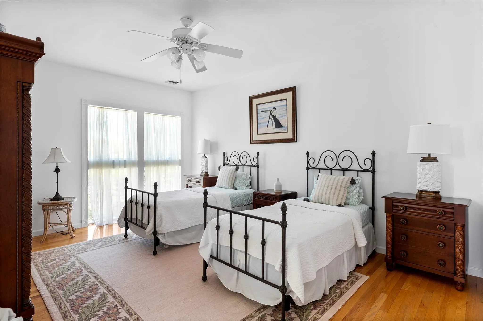 390 Old Montauk Highway, East Hampton, NY, 4 Bedrooms Bedrooms, 11 Rooms Rooms,4 BathroomsBathrooms,Residential Lease,For Rent,Old Montauk,0,860058 390 Old Montauk Highway, East Hampton, NY, 4 Bedrooms Bedrooms, 11 Rooms Rooms,4 BathroomsBathrooms,Residential Lease,For Rent,Old Montauk,0,860058