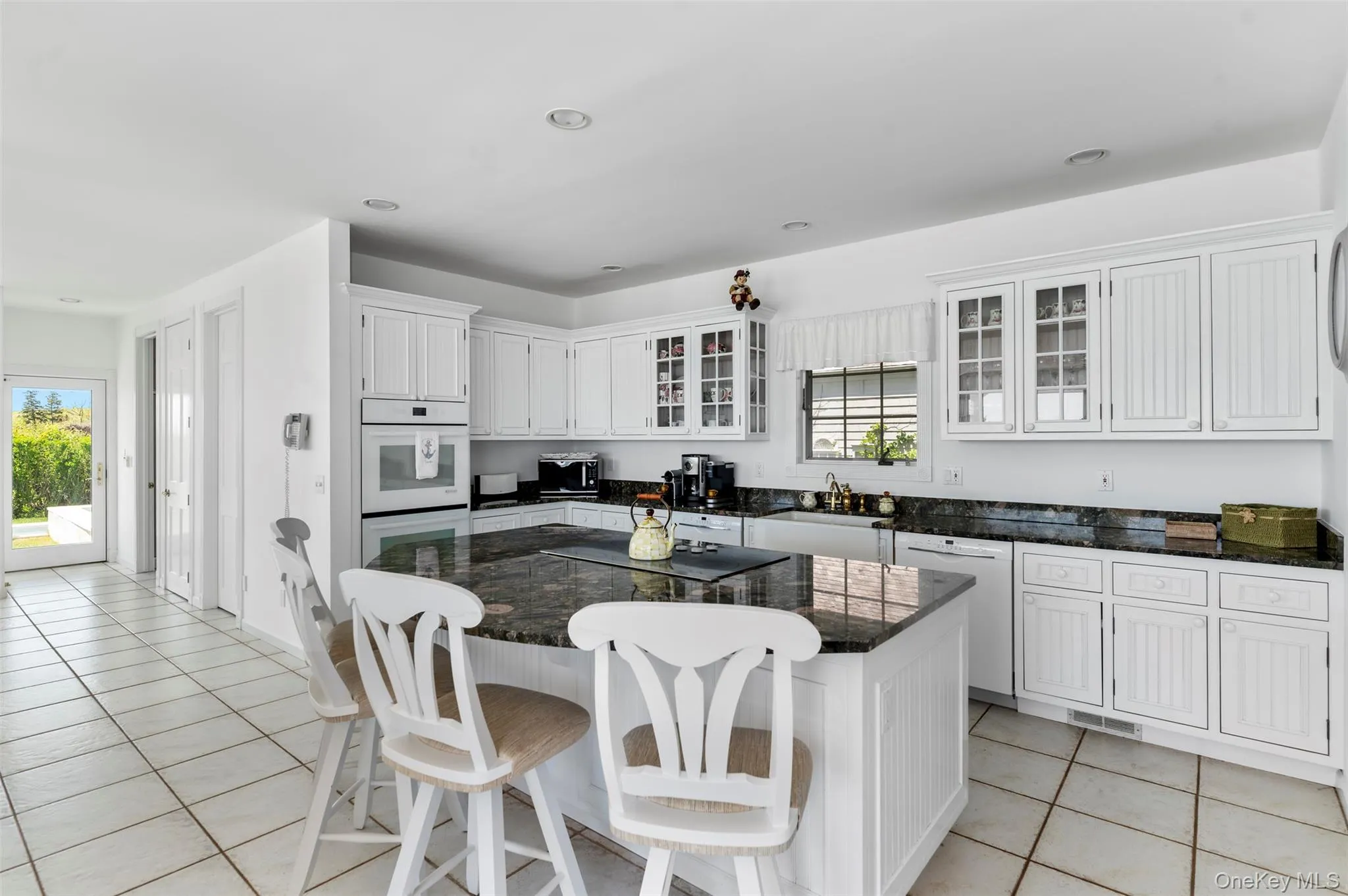 390 Old Montauk Highway, East Hampton, NY, 4 Bedrooms Bedrooms, 11 Rooms Rooms,4 BathroomsBathrooms,Residential Lease,For Rent,Old Montauk,0,860058 390 Old Montauk Highway, East Hampton, NY, 4 Bedrooms Bedrooms, 11 Rooms Rooms,4 BathroomsBathrooms,Residential Lease,For Rent,Old Montauk,0,860058