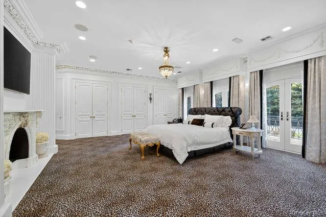 8 Vista Lane, Oyster Bay, NY, 5 Bedrooms Bedrooms, 10 Rooms Rooms,7 BathroomsBathrooms,Residential,For Rent,Vista,0,860682 8 Vista Lane, Oyster Bay, NY, 5 Bedrooms Bedrooms, 10 Rooms Rooms,7 BathroomsBathrooms,Residential,For Rent,Vista,0,860682