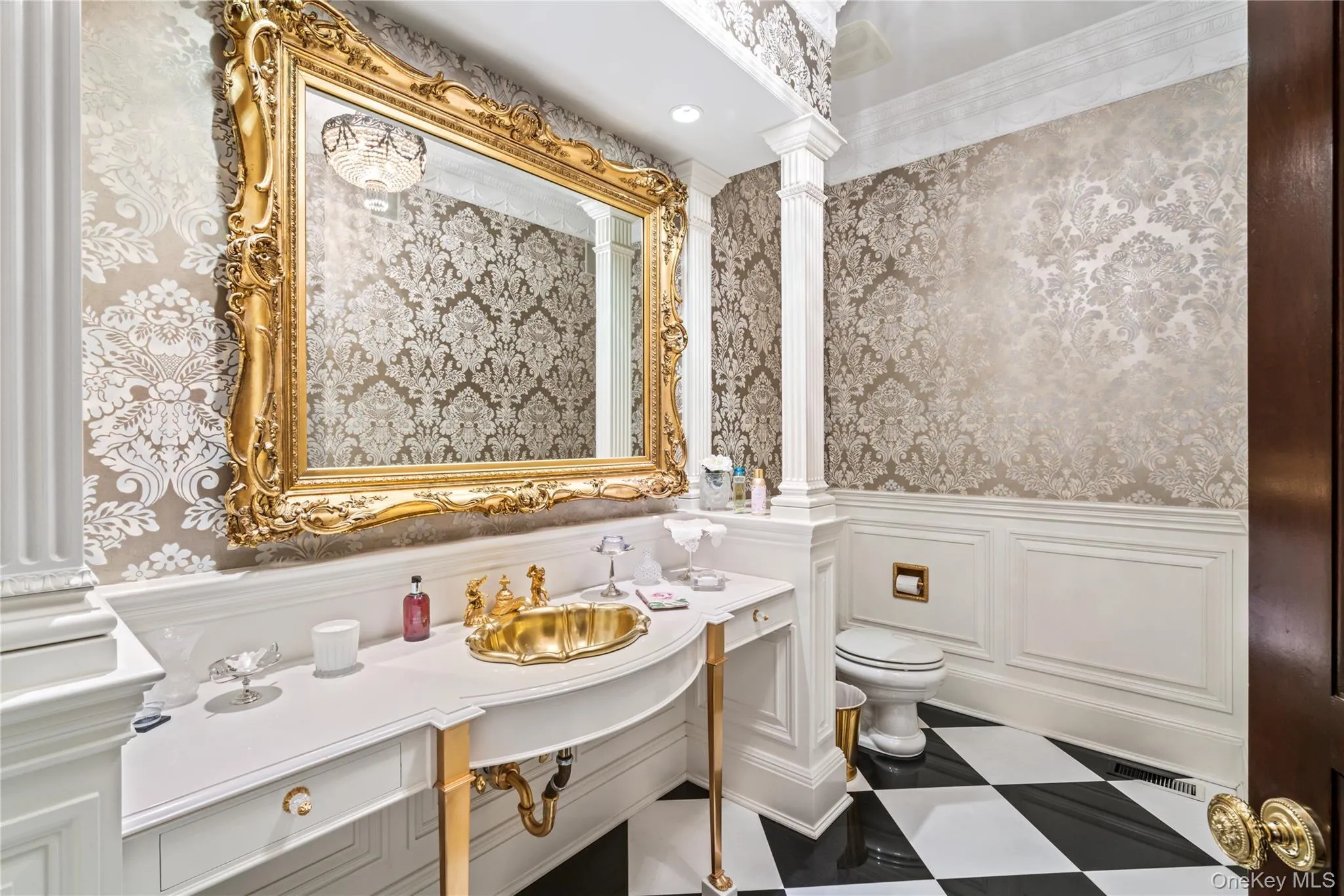 Beautiful Powder Room for Guests Beautiful Powder Room for Guests