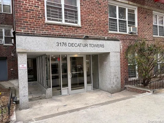 3176 Decatur Avenue, New York, NY, 2 Bedrooms Bedrooms, 4 Rooms Rooms,1 BathroomBathrooms,Residential,For Rent,Decatur Avenue,0,860705 3176 Decatur Avenue, New York, NY, 2 Bedrooms Bedrooms, 4 Rooms Rooms,1 BathroomBathrooms,Residential,For Rent,Decatur Avenue,0,860705