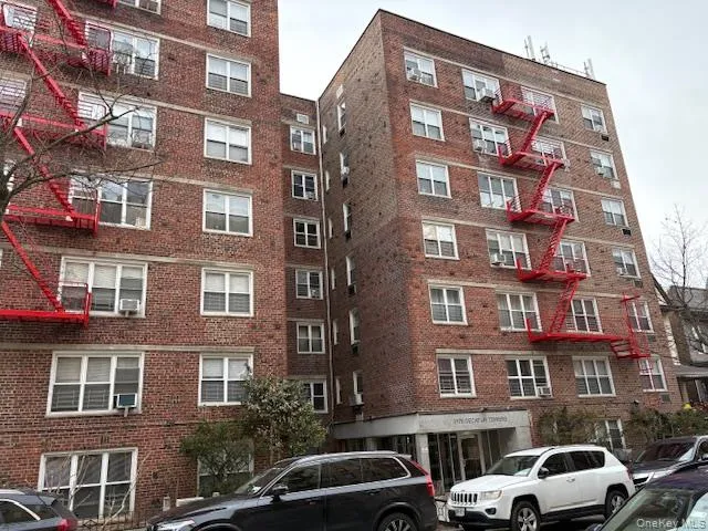 3176 Decatur Avenue, New York, NY, 2 Bedrooms Bedrooms, 4 Rooms Rooms,1 BathroomBathrooms,Residential,For Rent,Decatur Avenue,0,860705 3176 Decatur Avenue, New York, NY, 2 Bedrooms Bedrooms, 4 Rooms Rooms,1 BathroomBathrooms,Residential,For Rent,Decatur Avenue,0,860705