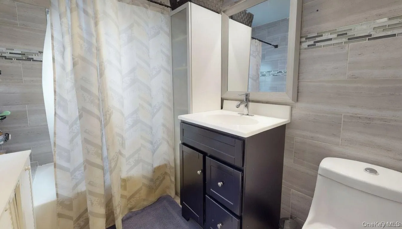 9134 121st Street, New York, NY, 3 Bedrooms Bedrooms, 7 Rooms Rooms,2 BathroomsBathrooms,Residential,For Rent,121st,0,860844 9134 121st Street, New York, NY, 3 Bedrooms Bedrooms, 7 Rooms Rooms,2 BathroomsBathrooms,Residential,For Rent,121st,0,860844