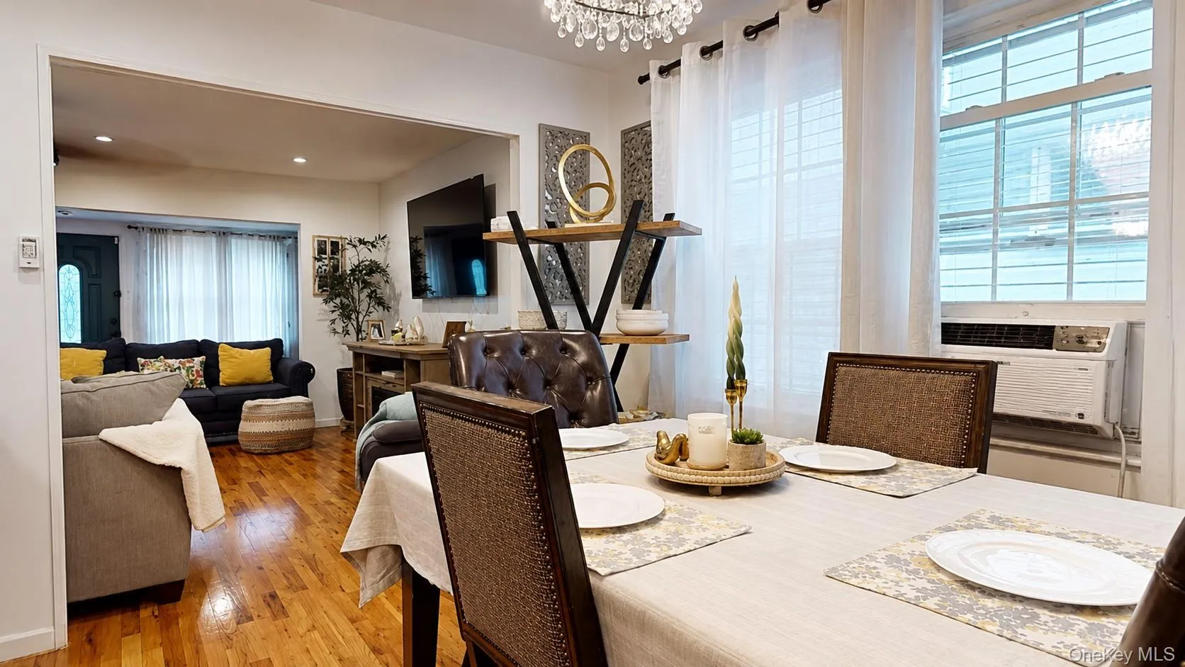 9134 121st Street, New York, NY, 3 Bedrooms Bedrooms, 7 Rooms Rooms,2 BathroomsBathrooms,Residential,For Rent,121st,0,860844 9134 121st Street, New York, NY, 3 Bedrooms Bedrooms, 7 Rooms Rooms,2 BathroomsBathrooms,Residential,For Rent,121st,0,860844