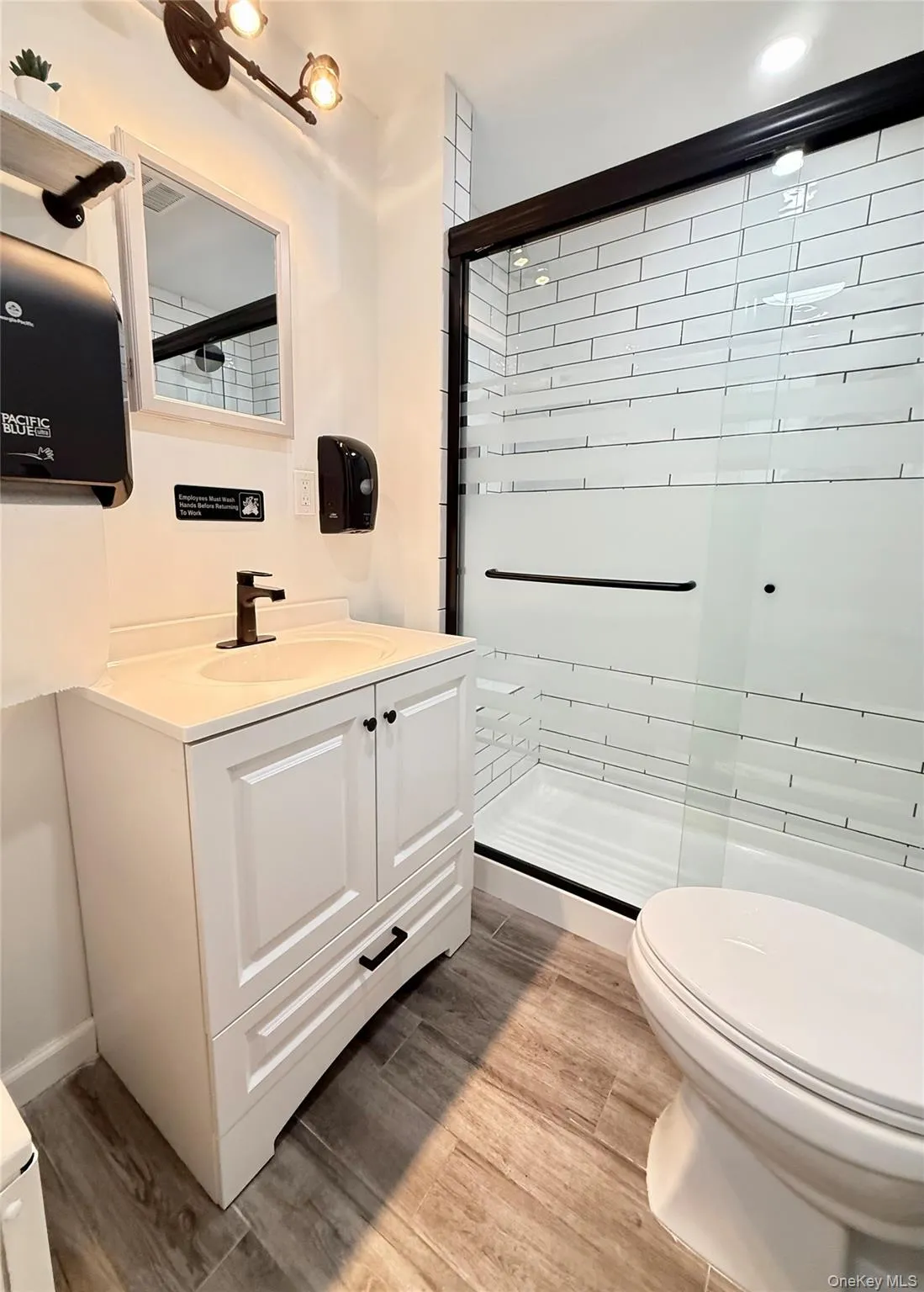 74 Merrick Road, Babylon, NY, ,Commercial Lease,Idx,Merrick,0,860947 74 Merrick Road, Babylon, NY, ,Commercial Lease,Idx,Merrick,0,860947