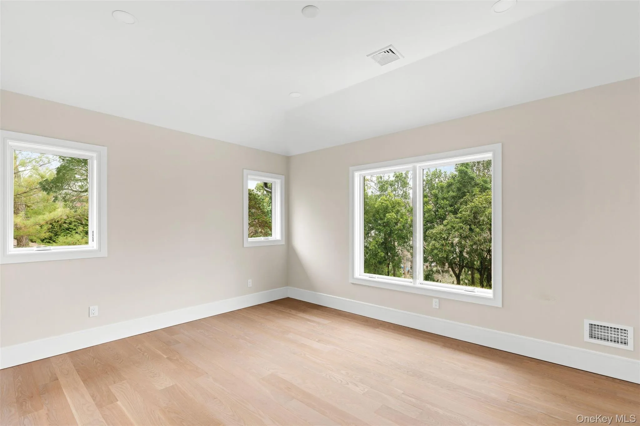 26 Pine Tree Road, Southampton, NY, 7 Bedrooms Bedrooms, 12 Rooms Rooms,6 BathroomsBathrooms,Residential,For Rent,Pine Tree,0,861452 26 Pine Tree Road, Southampton, NY, 7 Bedrooms Bedrooms, 12 Rooms Rooms,6 BathroomsBathrooms,Residential,For Rent,Pine Tree,0,861452