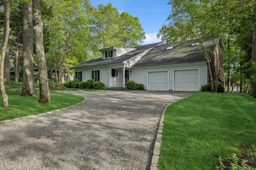8 Harbor Drive, Southampton, NY, 4 Bedrooms Bedrooms, 10 Rooms Rooms,3 BathroomsBathrooms,Residential Lease,Idx,Harbor,863008 8 Harbor Drive, Southampton, NY, 4 Bedrooms Bedrooms, 10 Rooms Rooms,3 BathroomsBathrooms,Residential Lease,Idx,Harbor,863008