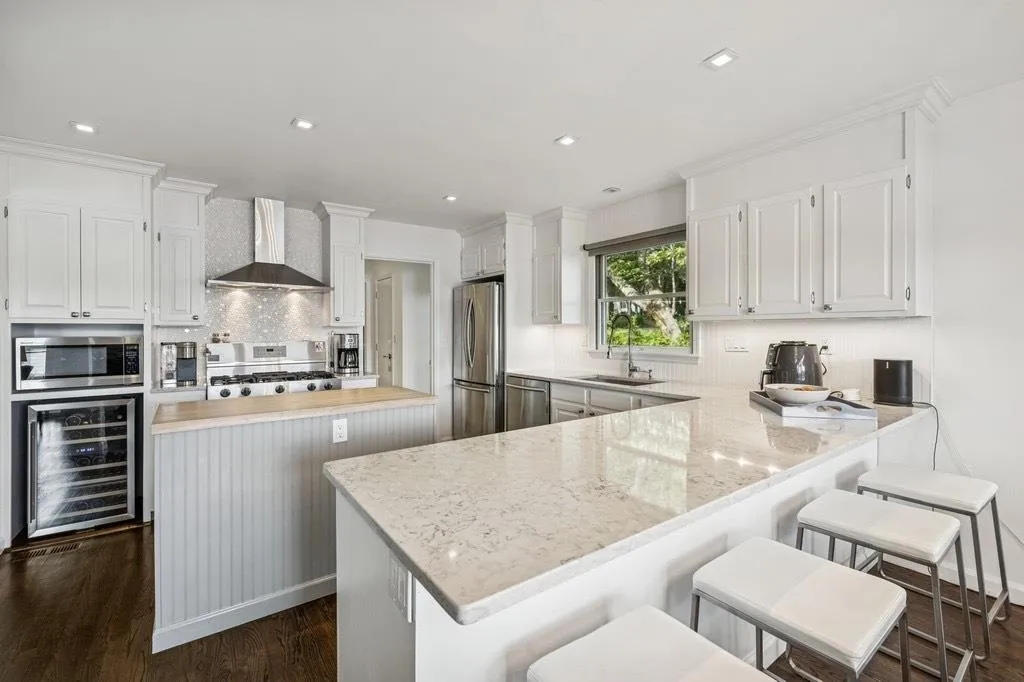 8 Harbor Drive, Southampton, NY, 4 Bedrooms Bedrooms, 10 Rooms Rooms,3 BathroomsBathrooms,Residential Lease,Idx,Harbor,863008 8 Harbor Drive, Southampton, NY, 4 Bedrooms Bedrooms, 10 Rooms Rooms,3 BathroomsBathrooms,Residential Lease,Idx,Harbor,863008