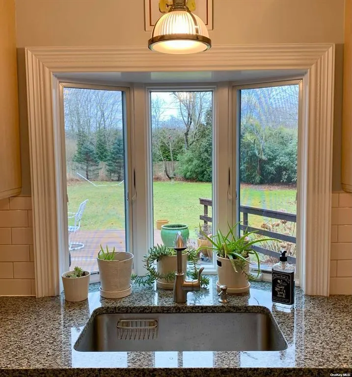 Kitche Sink with lovely view to backyard. Kitche Sink with lovely view to backyard.