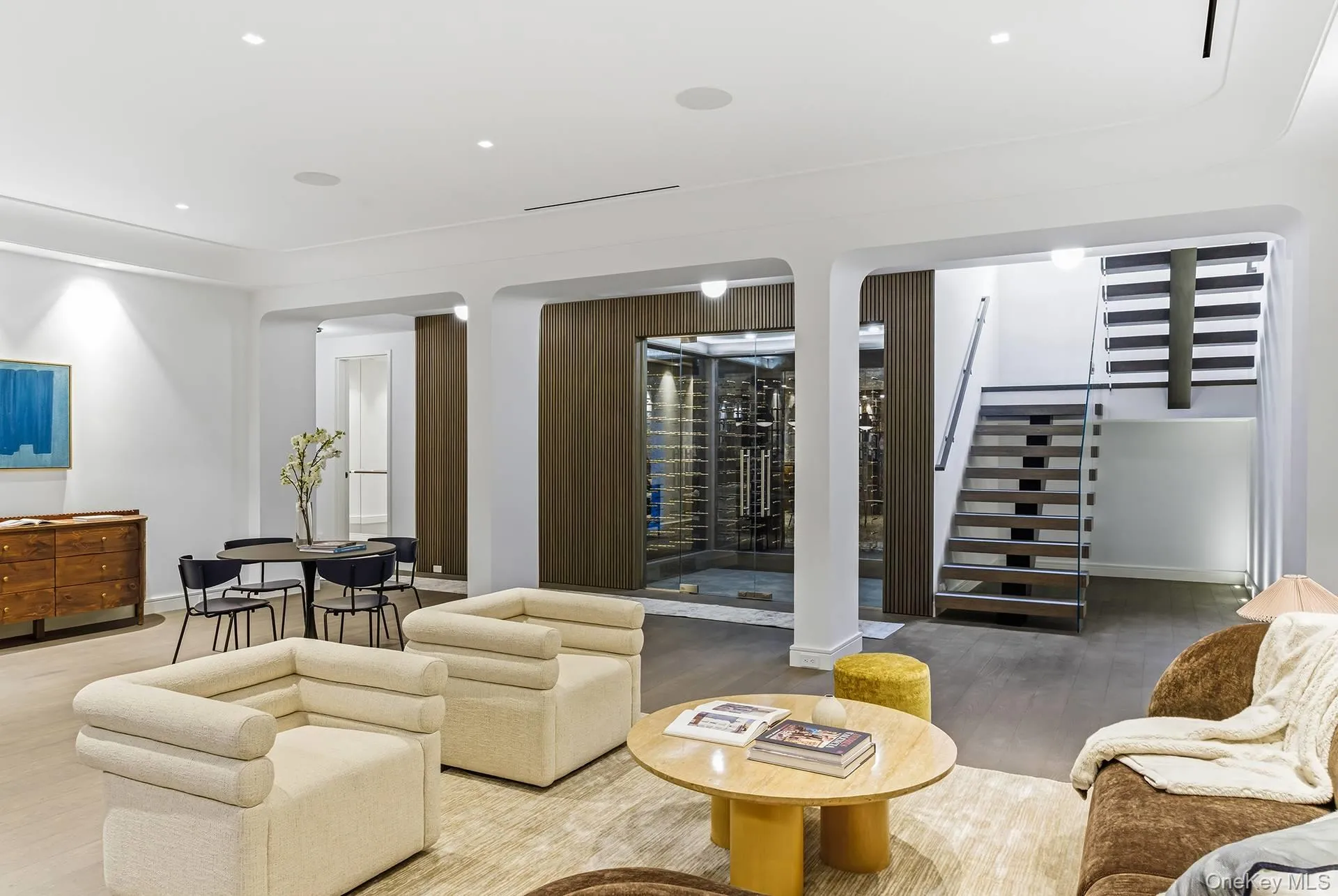 43 Old Orchard Lane, East Hampton, New York 11937