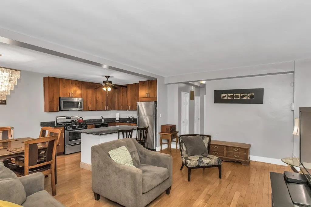 12427 Flatlands Avenue, New York, NY, 2 Bedrooms Bedrooms, 4 Rooms Rooms,1 BathroomBathrooms,Residential Sale,For Rent,Flatlands,0,863686 12427 Flatlands Avenue, New York, NY, 2 Bedrooms Bedrooms, 4 Rooms Rooms,1 BathroomBathrooms,Residential Sale,For Rent,Flatlands,0,863686
