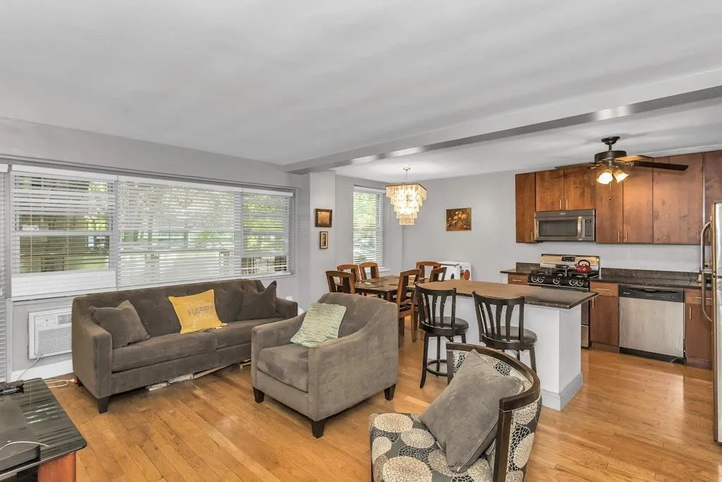 12427 Flatlands Avenue, New York, NY, 2 Bedrooms Bedrooms, 4 Rooms Rooms,1 BathroomBathrooms,Residential Sale,For Rent,Flatlands,0,863686 12427 Flatlands Avenue, New York, NY, 2 Bedrooms Bedrooms, 4 Rooms Rooms,1 BathroomBathrooms,Residential Sale,For Rent,Flatlands,0,863686