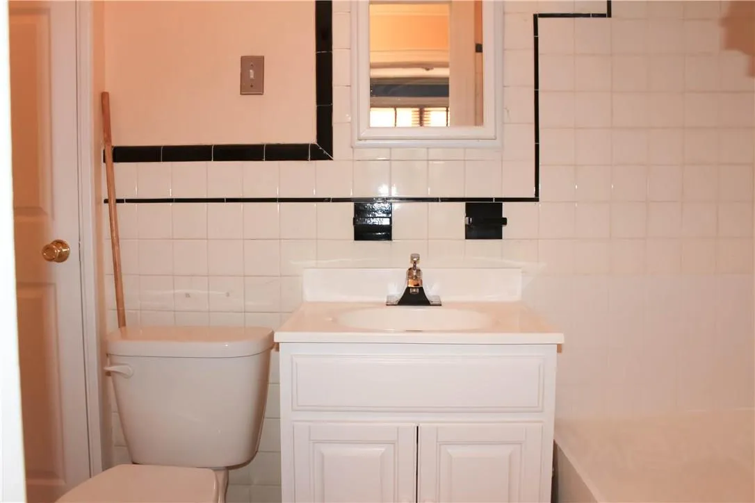 3651 Tremont Avenue, New York, NY, ,Commercial Lease,Idx,Tremont,0,863730 3651 Tremont Avenue, New York, NY, ,Commercial Lease,Idx,Tremont,0,863730