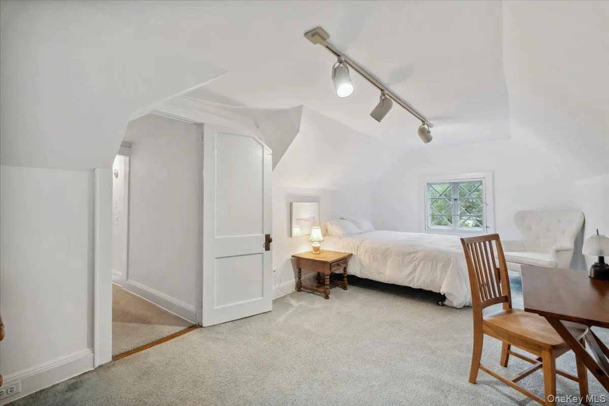 31 Seton Road, Mamaroneck, NY, 5 Bedrooms Bedrooms, 9 Rooms Rooms,3 BathroomsBathrooms,Residential,For Rent,Seton,0,864143 31 Seton Road, Mamaroneck, NY, 5 Bedrooms Bedrooms, 9 Rooms Rooms,3 BathroomsBathrooms,Residential,For Rent,Seton,0,864143