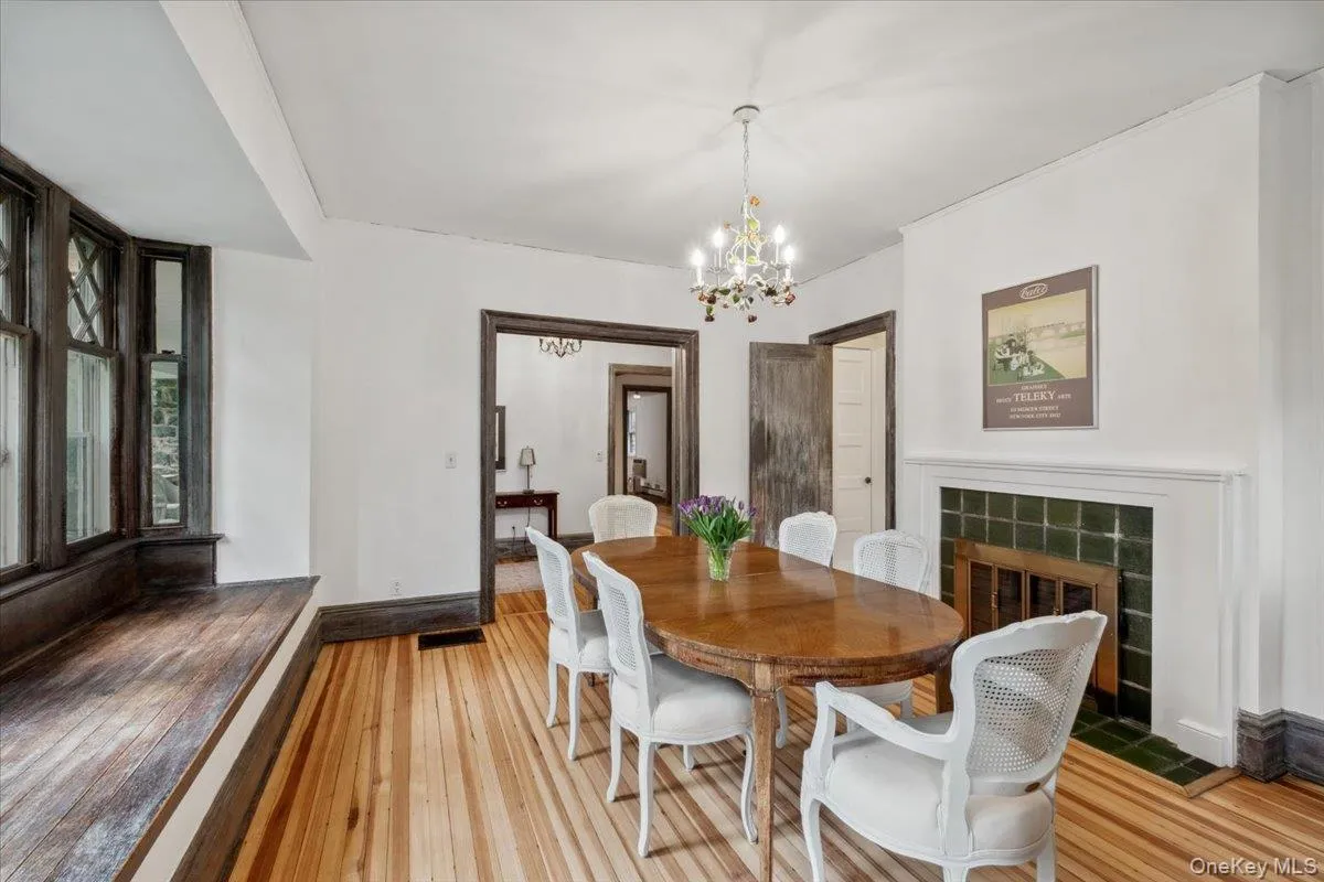 31 Seton Road, Mamaroneck, NY, 5 Bedrooms Bedrooms, 9 Rooms Rooms,3 BathroomsBathrooms,Residential,For Rent,Seton,0,864143 31 Seton Road, Mamaroneck, NY, 5 Bedrooms Bedrooms, 9 Rooms Rooms,3 BathroomsBathrooms,Residential,For Rent,Seton,0,864143