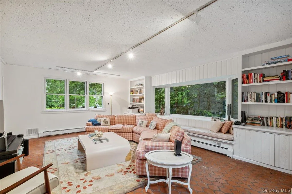 31 Seton Road, Mamaroneck, NY, 5 Bedrooms Bedrooms, 9 Rooms Rooms,3 BathroomsBathrooms,Residential,For Rent,Seton,0,864143 31 Seton Road, Mamaroneck, NY, 5 Bedrooms Bedrooms, 9 Rooms Rooms,3 BathroomsBathrooms,Residential,For Rent,Seton,0,864143
