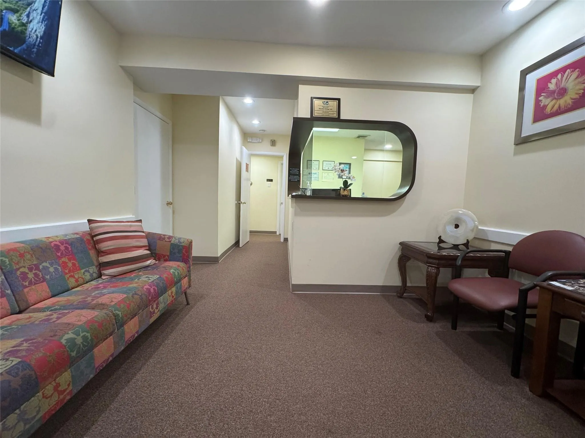 reception area featuring carpet, baseboards, and recessed lighting reception area featuring carpet, baseboards, and recessed lighting