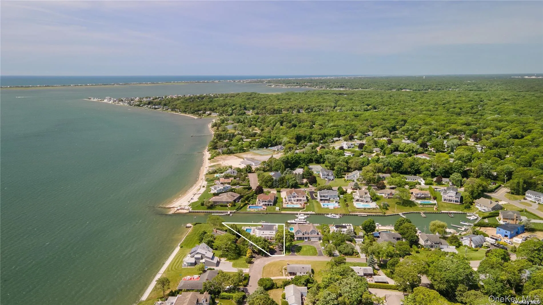 45 Romana Drive, Southampton, NY, 5 Bedrooms Bedrooms, 11 Rooms Rooms,3 BathroomsBathrooms,Residential Lease,Idx,Romana,0,865168 45 Romana Drive, Southampton, NY, 5 Bedrooms Bedrooms, 11 Rooms Rooms,3 BathroomsBathrooms,Residential Lease,Idx,Romana,0,865168