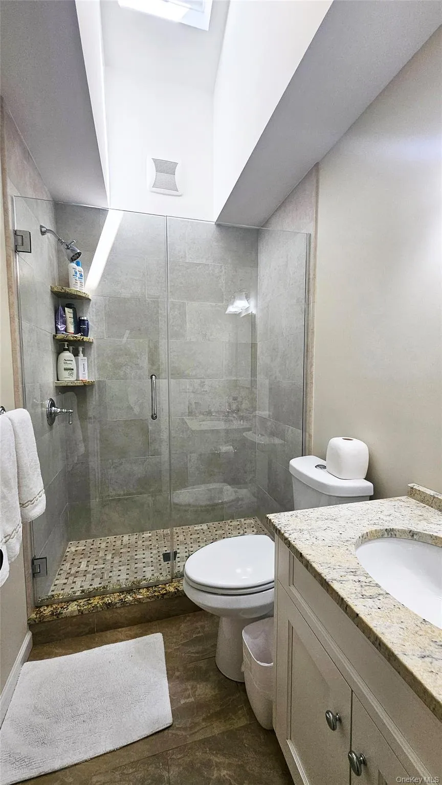 First floor bathroom First floor bathroom