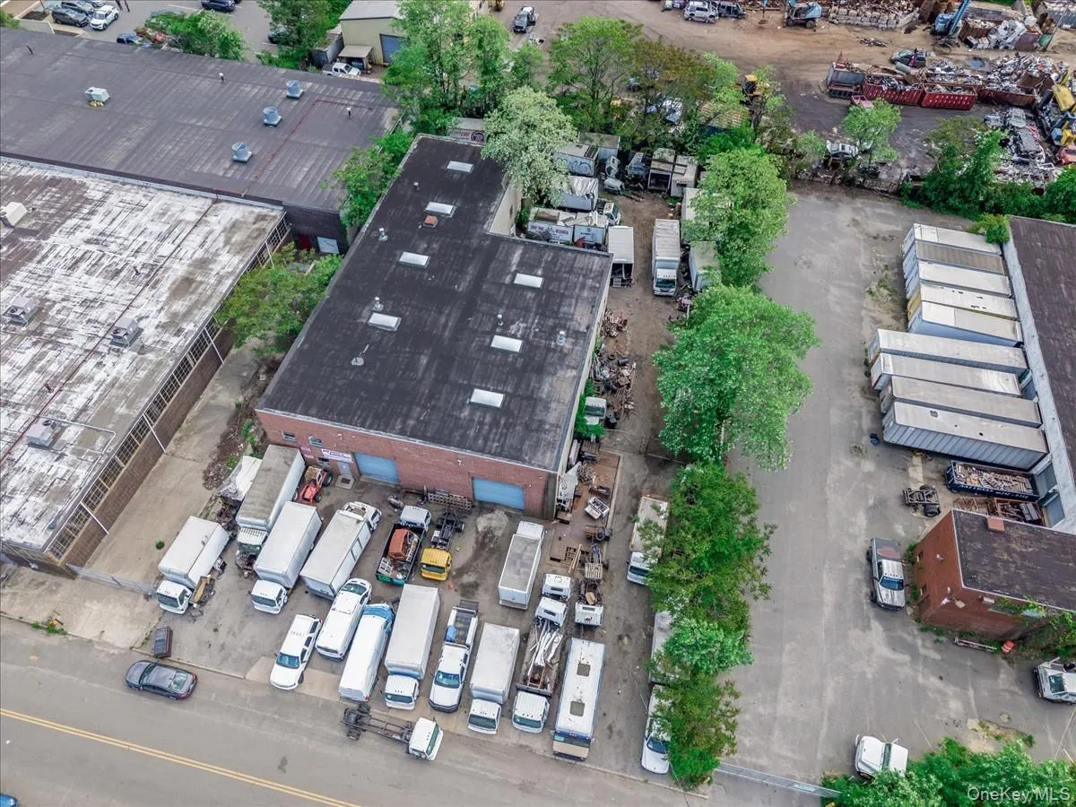 Aerial overview of property's location Aerial overview of property's location