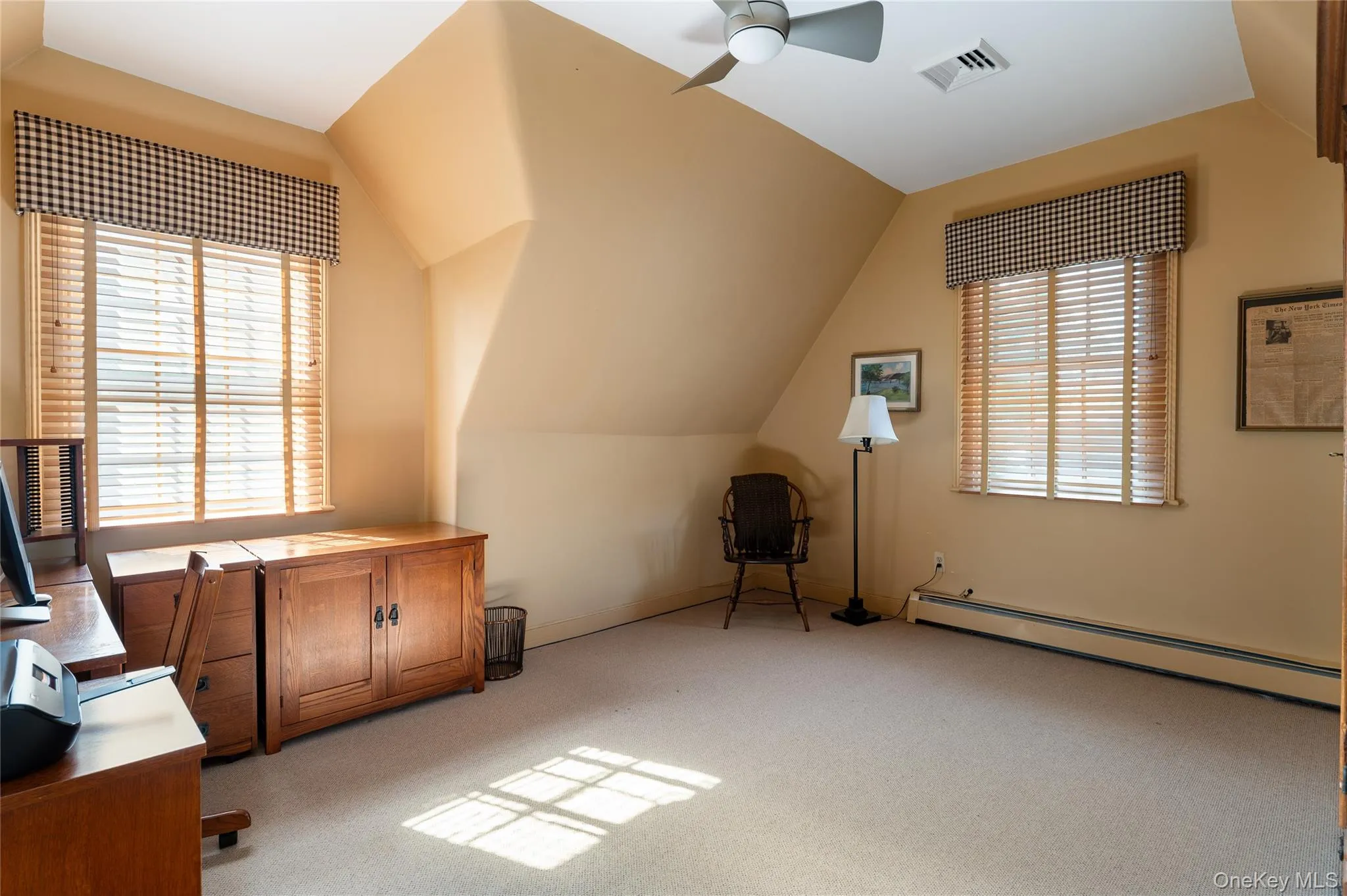 Spacious, bright. Spacious, bright.