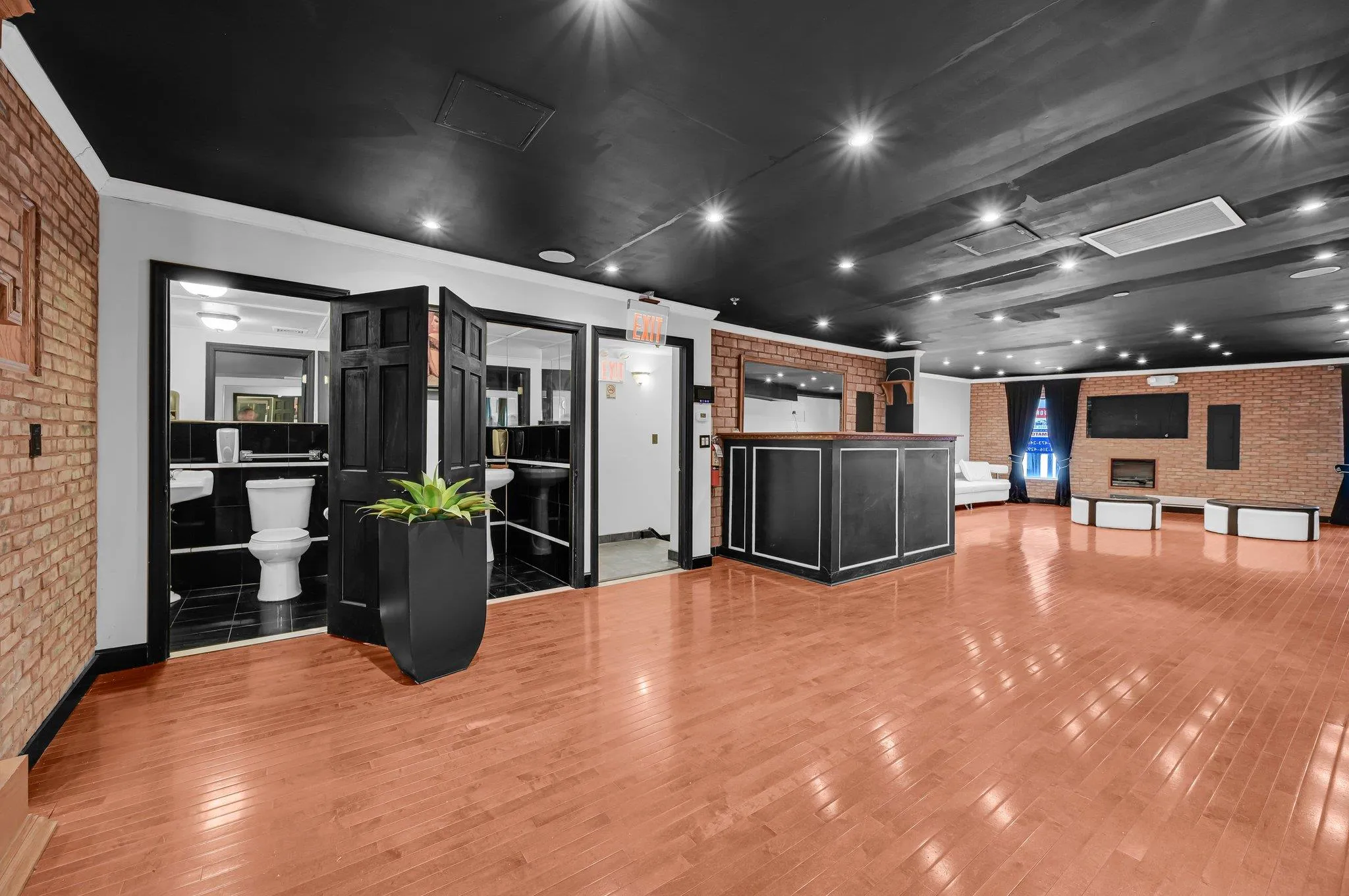 open space can be configured for a variety of uses open space can be configured for a variety of uses