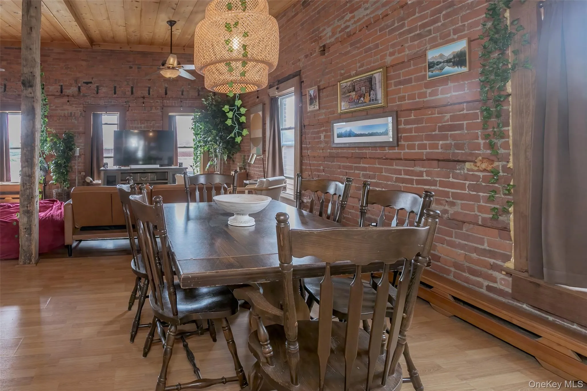 31 Main, Warwick (town), NY, 2 Bedrooms Bedrooms, 5 Rooms Rooms,1 BathroomBathrooms,Residential Lease,Idx,Main,0,868476 31 Main, Warwick (town), NY, 2 Bedrooms Bedrooms, 5 Rooms Rooms,1 BathroomBathrooms,Residential Lease,Idx,Main,0,868476